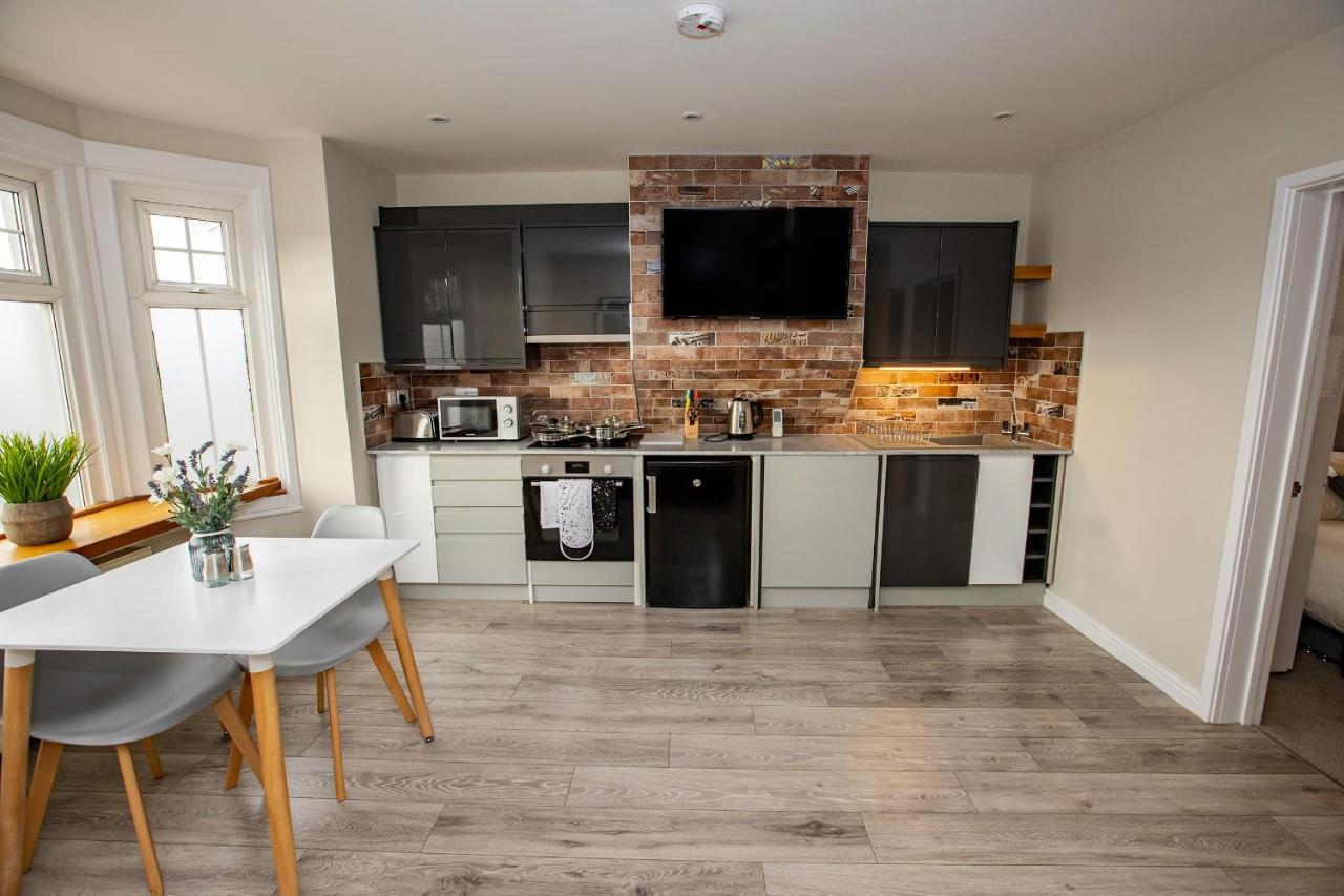 Bright And Luxurious Flat In The Heart Of Reading Apartment Exterior foto